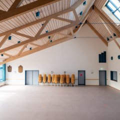 Bügerhaus Schupach Großer Saal von Bühne aus